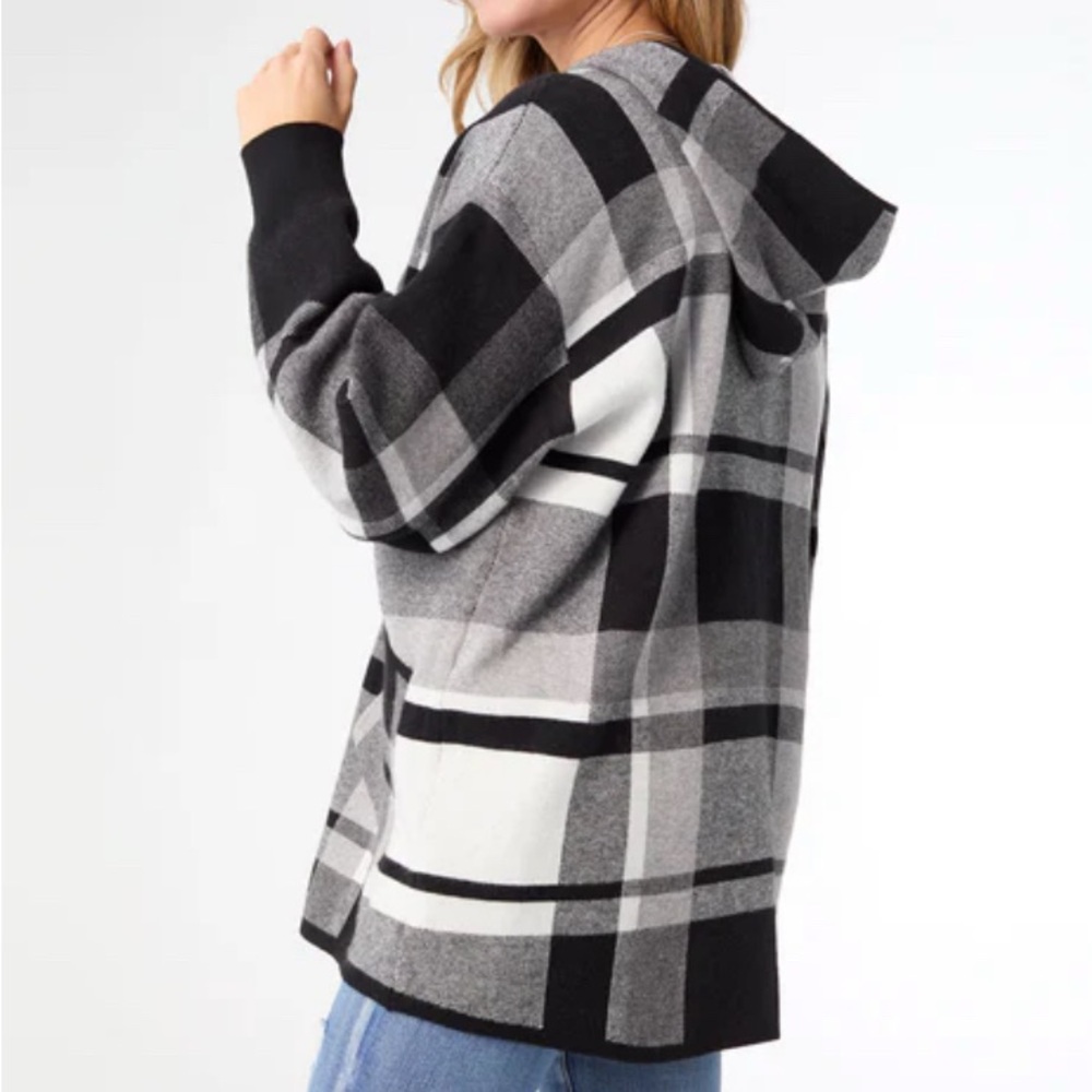 Coco + Carmen Black and Gray Checkered Jacket/Cardigan